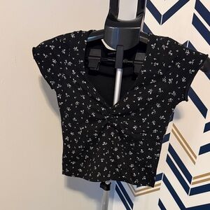 Brandy Melville Black and White Floral Crop Top